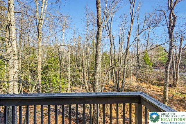 244 Lake Road, Coolbaugh Twp, PA 18466