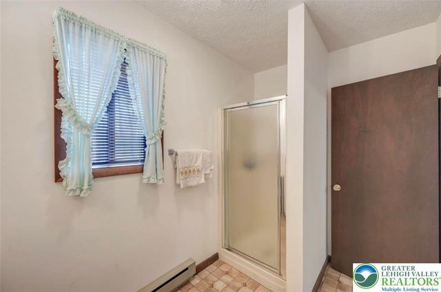 244 Lake Road, Coolbaugh Twp, PA 18466