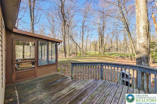 244 Lake Road, Coolbaugh Twp, PA 18466