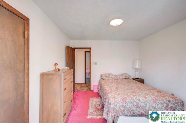 244 Lake Road, Coolbaugh Twp, PA 18466