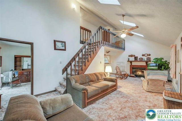 244 Lake Road, Coolbaugh Twp, PA 18466