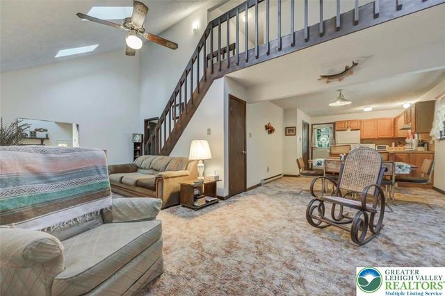 244 Lake Road, Coolbaugh Twp, PA 18466