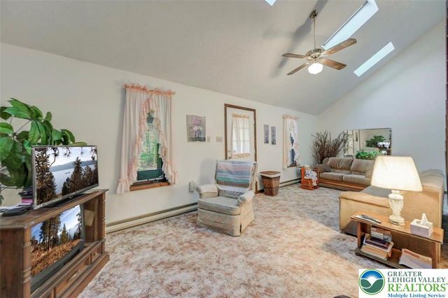 244 Lake Road, Coolbaugh Twp, PA 18466