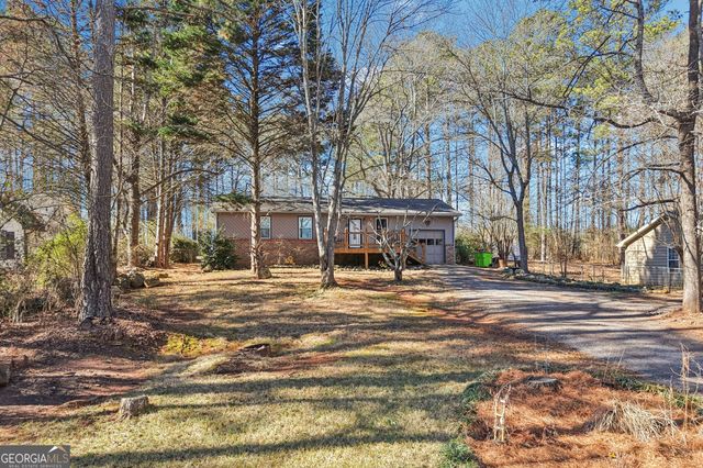 137 W James Circle, Hampton, GA 30228