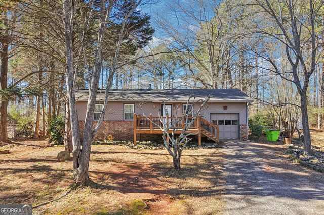 137 W James Circle, Hampton, GA 30228