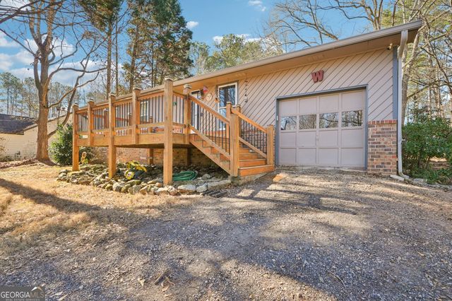 137 W James Circle, Hampton, GA 30228