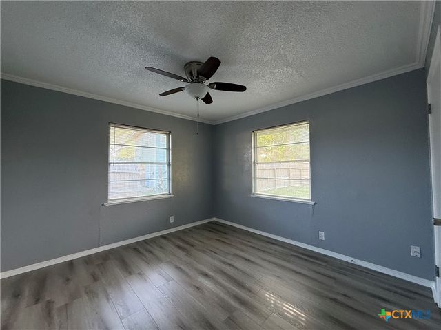 113 Bonham Street, Port Lavaca, TX 77979