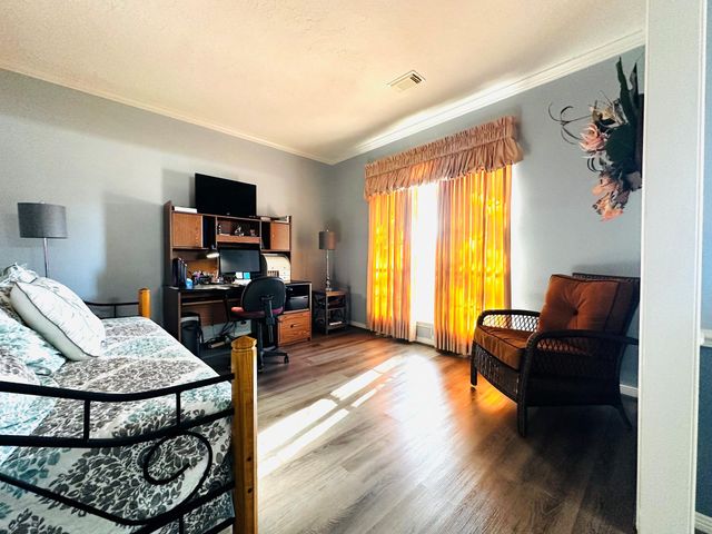 4754 Wynnview Drive, Friendswood, TX 77546