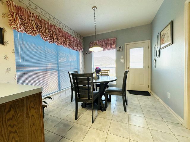 4754 Wynnview Drive, Friendswood, TX 77546