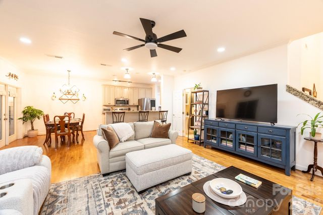 114 Charles Lowe Lane 19, Banner Elk, NC 28604