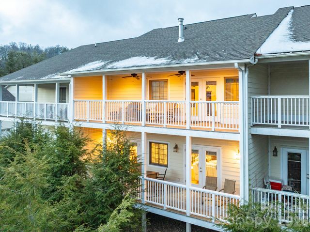 114 Charles Lowe Lane 19, Banner Elk, NC 28604