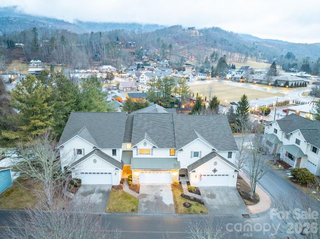 114 Charles Lowe Lane 19, Banner Elk, NC 28604