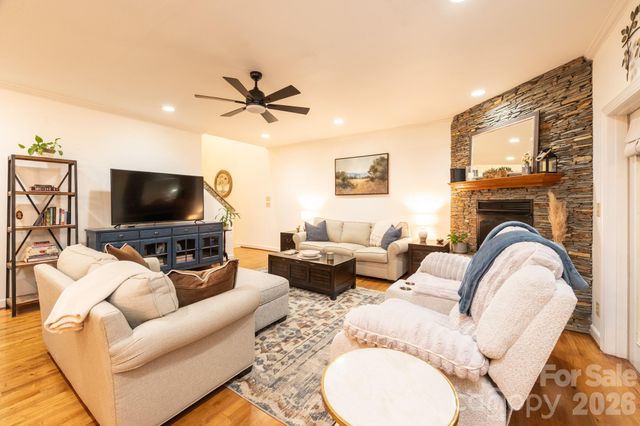 114 Charles Lowe Lane 19, Banner Elk, NC 28604