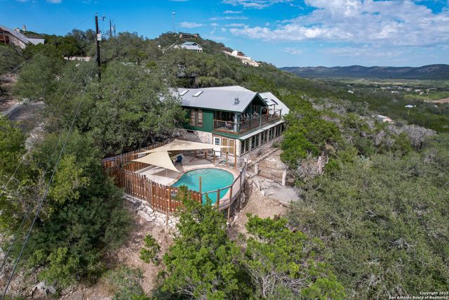 186 Cat Claw Mtn, Concan, TX 78838
