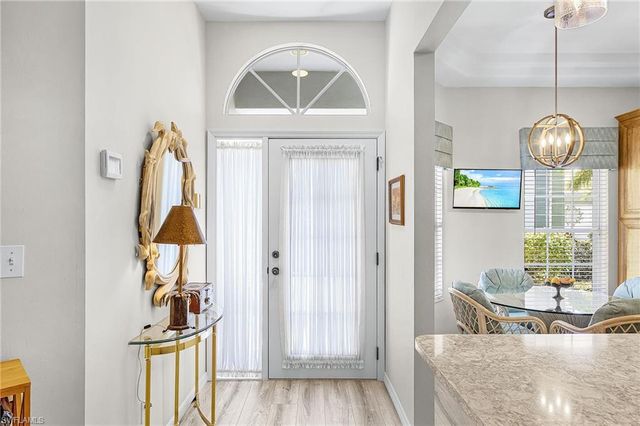 8040 Glen Abbey CIR, Fort Myers, FL 33912