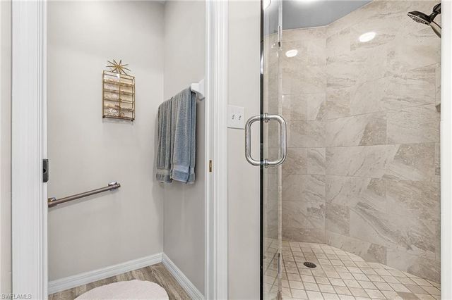 8040 Glen Abbey CIR, Fort Myers, FL 33912