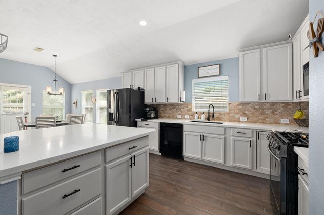 19127 Field Cottage Lane, Richmond, TX 77407