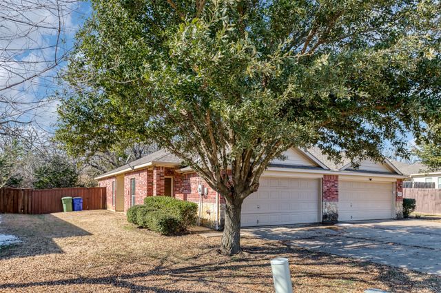 2509 Wood River Parkway, Mansfield, TX 76063