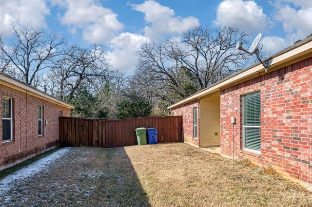 2509 Wood River Parkway, Mansfield, TX 76063