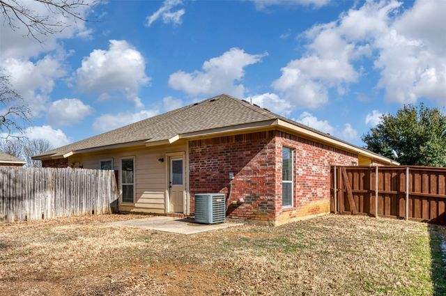 2509 Wood River Parkway, Mansfield, TX 76063