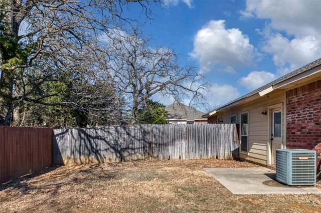 2509 Wood River Parkway, Mansfield, TX 76063