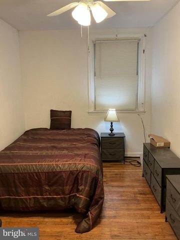 5932 N 10TH ST N, Philadelphia, PA 19141