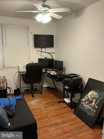 5932 N 10TH ST N, Philadelphia, PA 19141