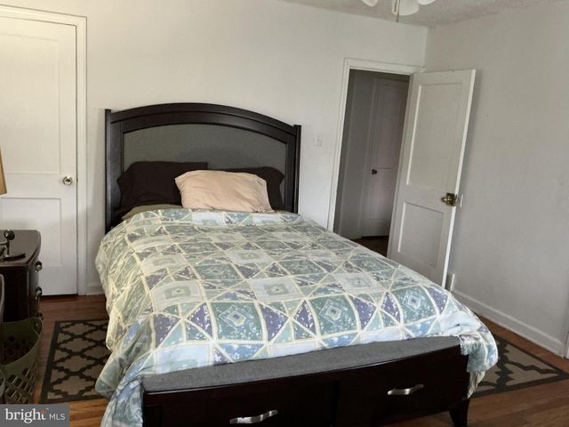 5932 N 10TH ST N, Philadelphia, PA 19141