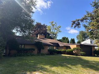 10023 Cedar Shores, White Lake Charter Township, MI 48386