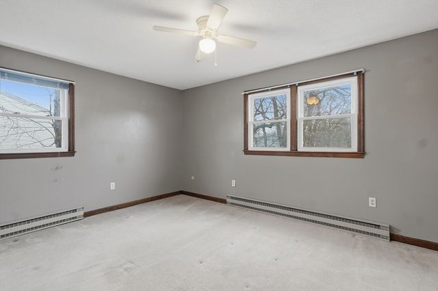 179 Pleasant Valley Street F, Methuen, MA 01844