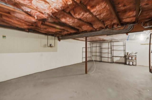 179 Pleasant Valley Street F, Methuen, MA 01844