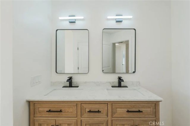 1239 W Rosecrans 31, Gardena, CA 90247