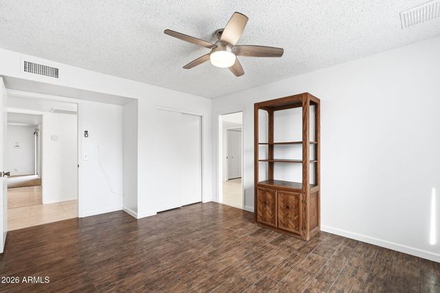 9714 E COCHISE Place, Sun Lakes, AZ 85248