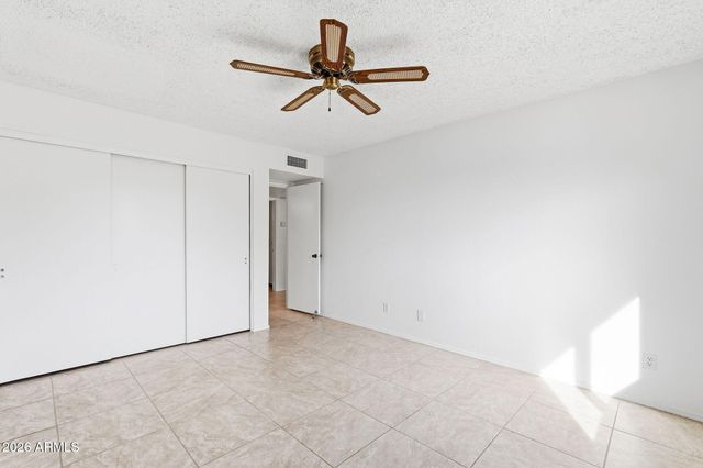 9714 E COCHISE Place, Sun Lakes, AZ 85248