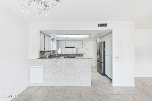 9714 E COCHISE Place, Sun Lakes, AZ 85248