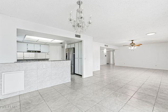 9714 E COCHISE Place, Sun Lakes, AZ 85248