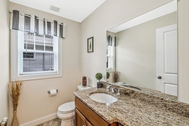 184 College Farm Rd, Waltham, MA 02451
