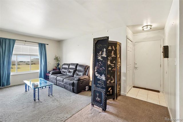 31805 Kelly Road 25, Fraser, MI 48026