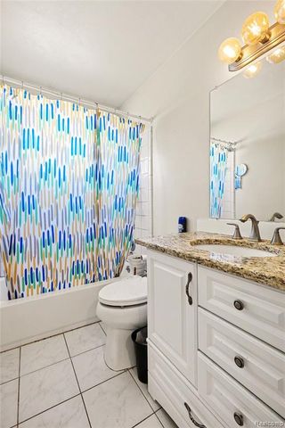 31805 Kelly Road 25, Fraser, MI 48026