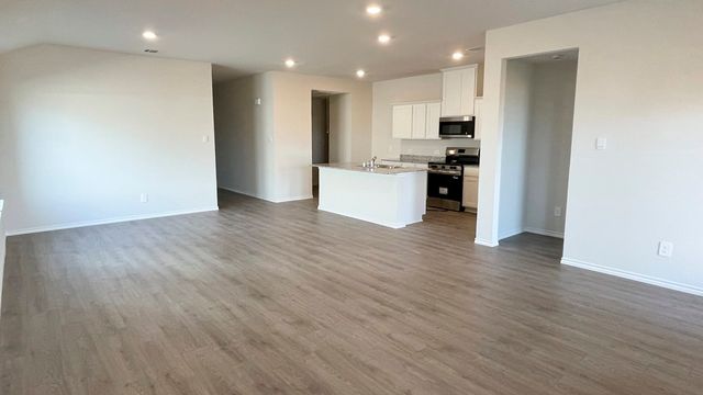 3409 Tomahawk Drive, Sherman, TX 75090