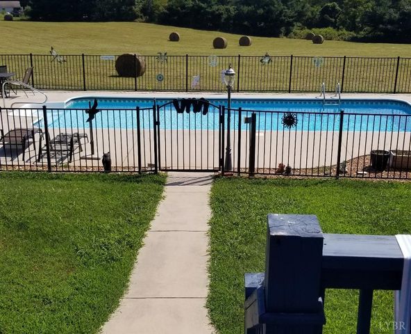 1230 Spencer Road, Concord, VA 24538