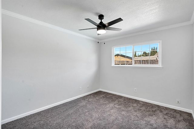 3762 N Claremont Avenue, Fresno, CA 93727