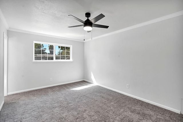 3762 N Claremont Avenue, Fresno, CA 93727
