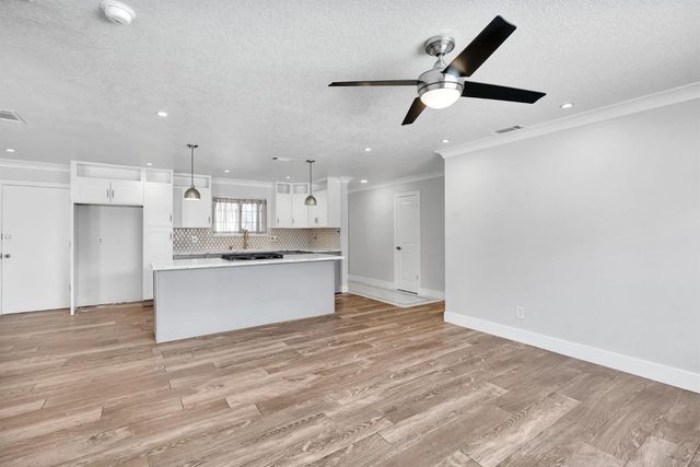 3762 N Claremont Avenue, Fresno, CA 93727