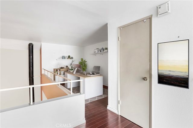 18645 Hatteras, Tarzana, CA 91356