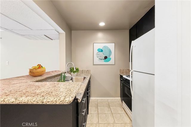 18645 Hatteras, Tarzana, CA 91356