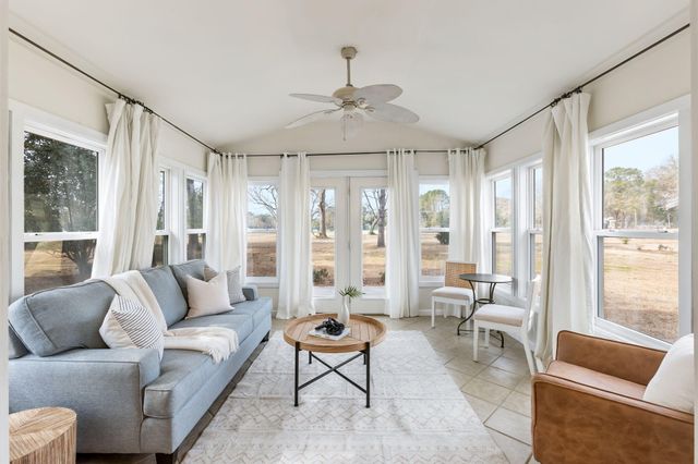 1195 Parkway Drive, Mount Pleasant, SC 29464