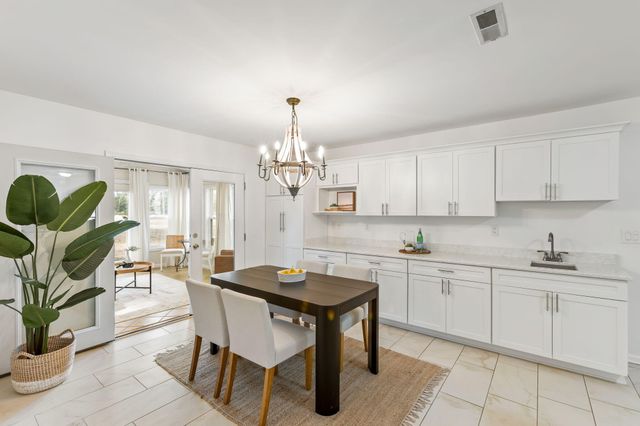 1195 Parkway Drive, Mount Pleasant, SC 29464