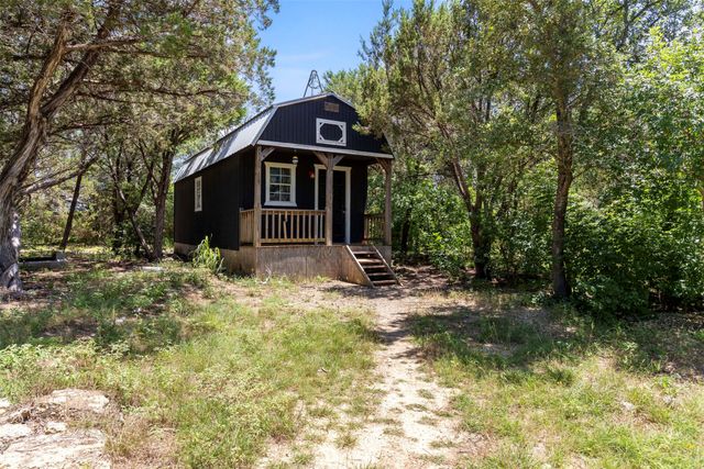 4674 Azle Highway, Weatherford, TX 76085