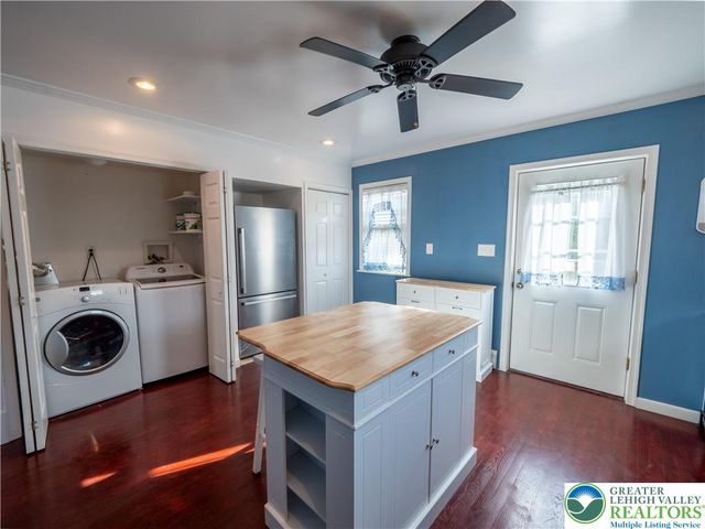 220 West Kleinhans Street, Easton, PA 18042